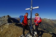 65 Alla croce di vetta del Monte Secco  (2293 m) con Pegherolo